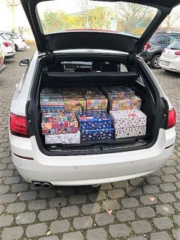 „Weihnachten im Schuhkarton“ – Domino beteiligt sich an weltweit größter Geschenkaktion!