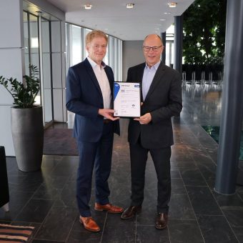 BLOHM erhält DIN ISO 9001:2015 Zertifizierung