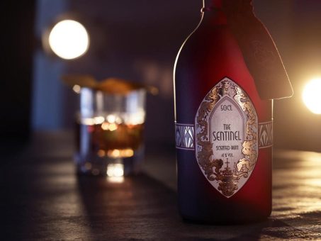 Markteinführung des „The Sentinel Scented Rum“ – Der Neue im Portfolio der Illusionist Distillery