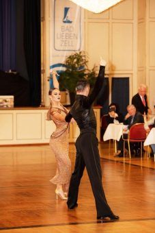 Die Show der Meisterpaare im Kurhaus – die internationale Elite des Tanzsports begeistert auch 2023 in Bad Liebenzell