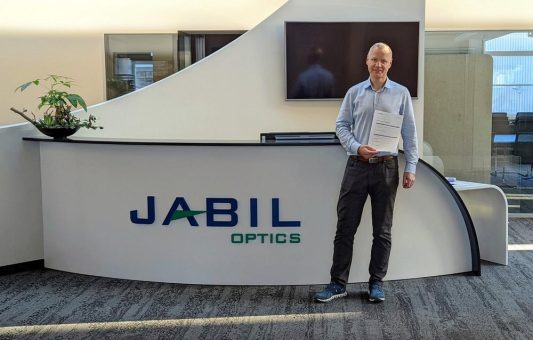 Jabil Optics führt regionales Spendenprogramm ein