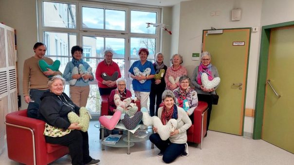 Herzkissen für Brustkrebspatientinnen der Asklepios Klinik Lindau