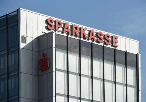 Sparkasse Vorderpfalz: Jutta Steinruck übergibt Vorsitz in Zweckverband und Verwaltungsrat an Clemens Körner