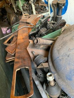 Metalle von Industriebetrieben und Privathaushalte können beim Schrotthändler Bochum entsorgt werden