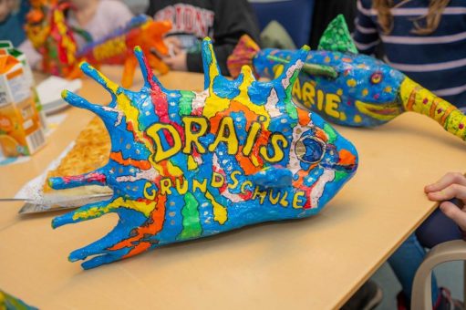 Kunstwerke bereiten kranken Kindern eine Freude