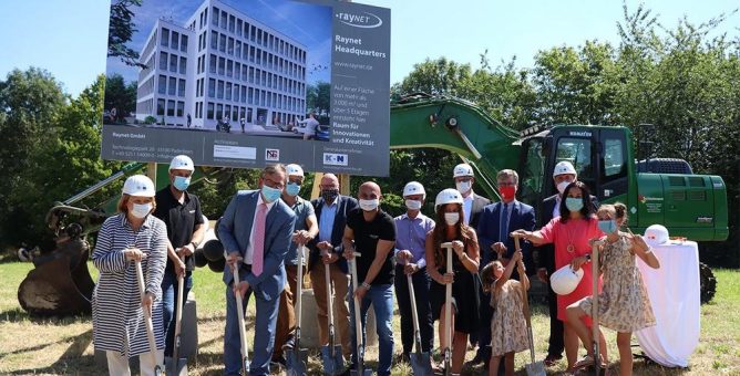 Spatenstich im Technologiepark: Baubeginn für das neue Raynet Headquarter