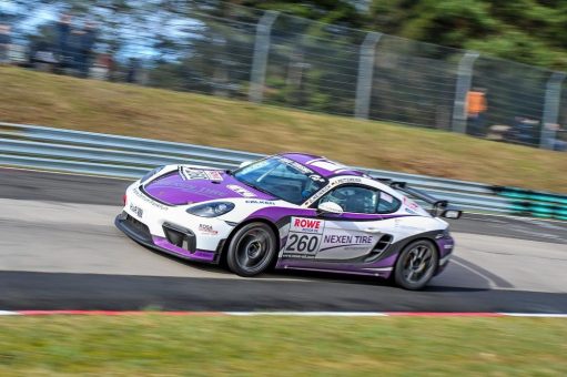 Der NEXEN-Porsche 718 Cayman GTS eröffnet die Nürburgring-Saison mit einem zweiten Platz in seiner Klasse