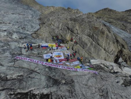 Auf dem Gletscher des Wildhorns: Energiewende mit Holzpellets