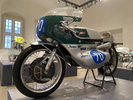 Eröffnung der Sonderausstellung „Ära des Straßenrennsports“ im Motorradmuseum auf Schloss Augustusburg