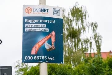 Bagger marsch für 2,5 GBit/s – Glasfaserausbau im Landkreis Barnim