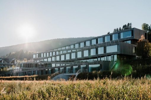 196+ forum Milan: the cōmodo im österreichischen Bad Gastein gewinnt „Hotel Design Award 2023“