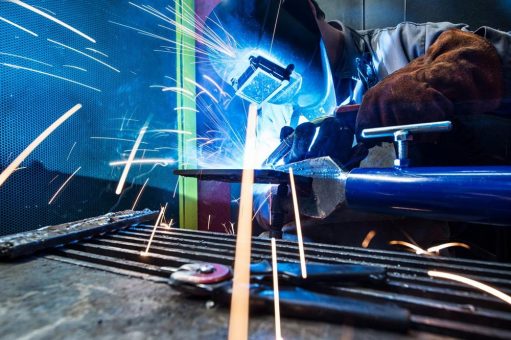 Zusammenarbeit von Unternehmen: Verantwortung für Sicherheit aller Beschäftigten