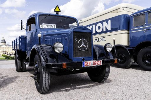 Fest für Classic-Fans in Karlsruhe: Mercedes-Benz Trucks mit Oldtimer-Highlights beim „Tribut an Carl Benz“