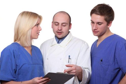 TOP-Stellenangebot Medizinische Fachangestellte bei Augenklinik-Praxis in Hamburg – OP-Tage und Patientenkoordinator mit Interesse Chirurgie gesucht