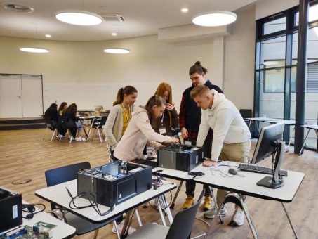 Girls’Day bei IDS – Industriekameras zum Anfassen