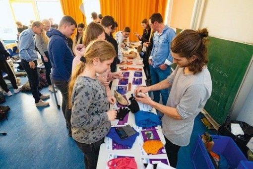 Technikberufe mit Zukunft entdecken: in Stuttgart kommt COACHING4FUTURE mit Hightech ins Klassenzimmer