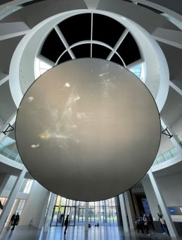 SONNENENERGIE 22 von Olafur Eliasson | Rotundenprojekt vom 15.04. – 04.09.2022