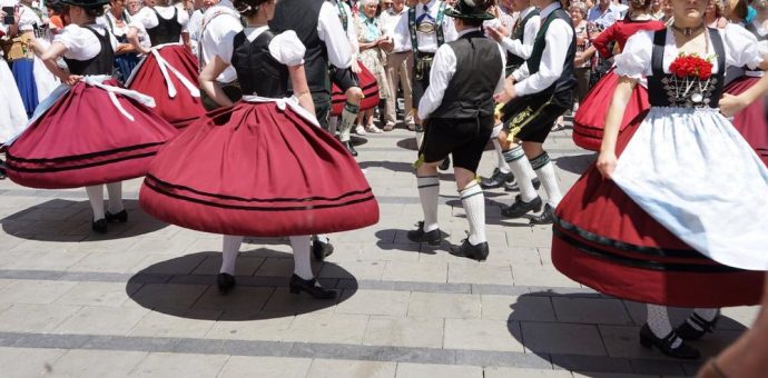 Sommer am Tegernsee: Die Wald- und Seefeste im Tegernseer Tal