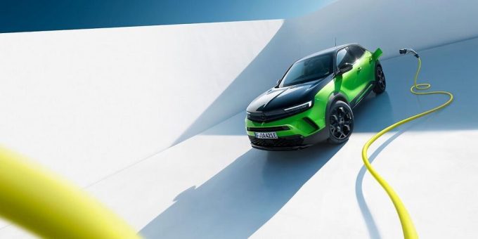 Neue, elektrisierende Kampagne: „Macht an – Opel Mokka Electric!“