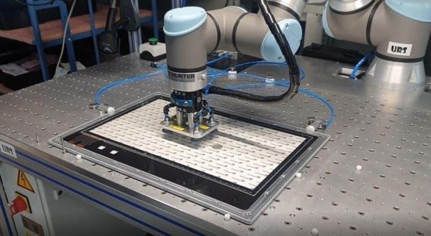 HMI-Komplettsysteme – Produktion auf nächstem Level mit neuen Cobots