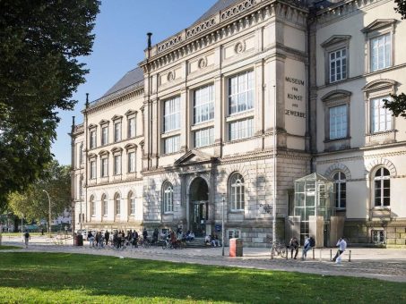 Internationaler Museumstag: Bürgermeister Tschentscher besucht das MK&G