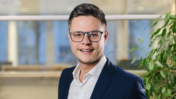 Interview zur Schul-Digitalisierung: Ganzheitliche Konzepte für digitale Bildung fehlen oft und Lehrer werden mit Endgeräten alleingelassen