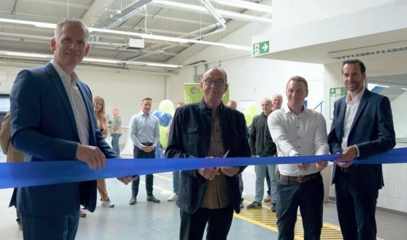 Zukunftsweisende Innovationen und die neue Art zu Produzieren – WETROPA GROUP eröffnet Pop-Up Produktion bei Kassel