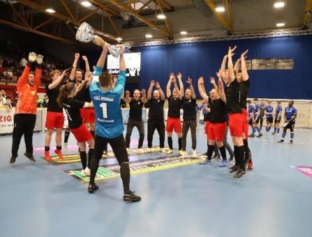 Auszubildende kicken um den HARTING Azubi-Cup 2023