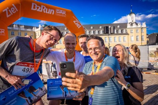 8.500 B2Runner unterwegs rund um das Karlsruher Schloss