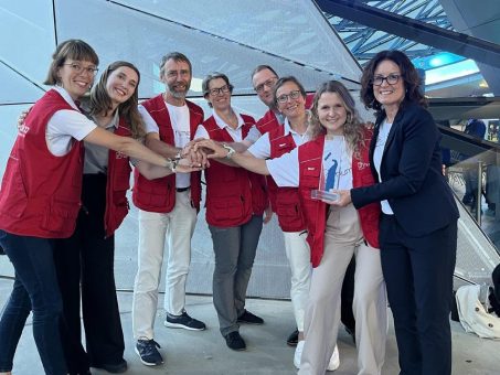 humedica-Einsatzteam erhält bayerischen „Engagiert-Preis“