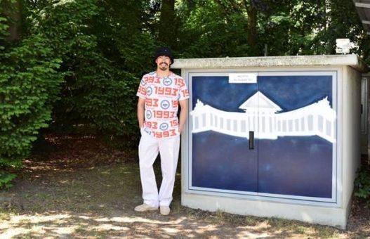 Sprühende Farben gegen vollgeschmierte Stromkästen: Stadtwerke, Staatsbad und Sparkasse bilden Initiative zur Verschönerung in der Innenstadt