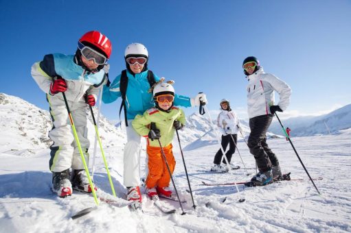 Ab auf die Piste: Expertentipps für ein nachhaltiges Ski-Erlebnis von der ERGO Reiseversicherung