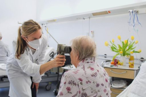 Herzschwäche: Prognose mit Blick in die Augen?