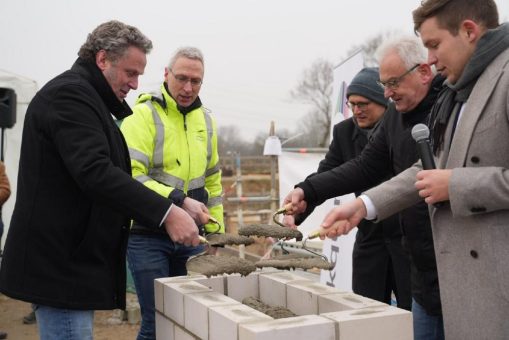 Grundstein für Colocation-Rechenzentrum in Hamburg gelegt