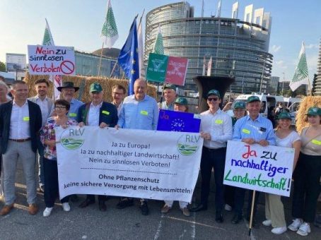 Nein zu sinnloser Verbotspolitik! – Rheinische Bauern demonstrieren in Straßburg