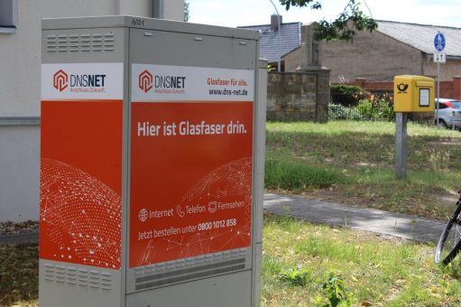 Glasfaserausbau für Brandenburg: Weitere 1.000 Haushalte in der ersten Juliwoche gingen ans Netz der DNS:NET