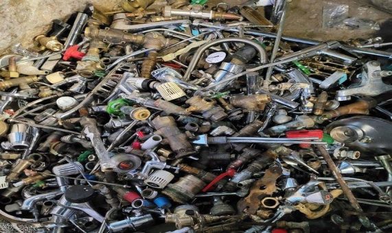 Schrottabholung Dormagen auf Wunsch für die Kunden kostenlos Schrott entsorgt