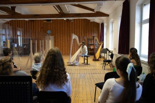 Gerhart-Hauptmann-Theater: Meisterliche Harfenklänge in Görlitz