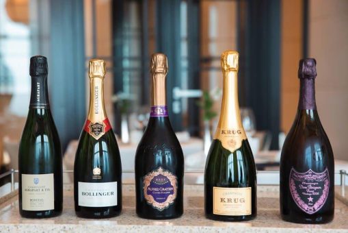 Größte Champagnerauswahl auf den Weltmeeren: Hapag-Lloyd Cruises lässt bei der neuen Wein- und Champagnerkarte keine Wünsche offen