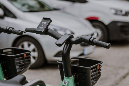 80 neue E-Bikes zum Ausleihen in Darmstadt: Pilotprojekt auf gesamtes Stadtgebiet ausgeweitet