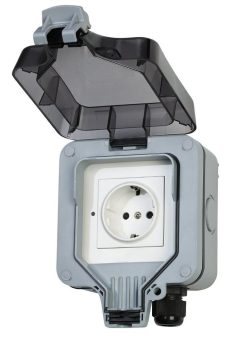 Luminea Home Control Outdoor-WLAN-Aufputzsteckdose SF-520.avs, Sprachsteuerung, Verbrauchsmesser, App