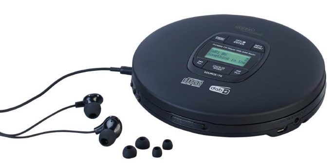 auvisio Tragbarer CD-Player, DAB+ Radio, Bluetooth, Akku, Ohrhörer, Anti-Shock