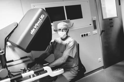 Städtische Kliniken Mönchengladbach sind Trainingszentrum für roboter-assistierte Hernienchirurgie