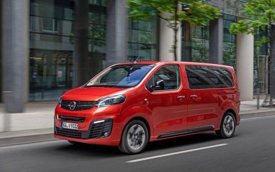Opel mit dem Vivaro auf dem Caravan Salon Düsseldorf 2023