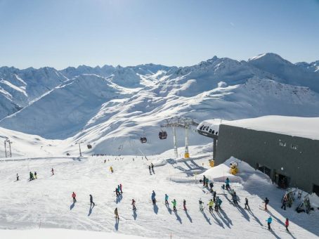 Der Epic Pass für Weltklasse-Skiegebiete wie Andermatt+Sedrun+Disentis