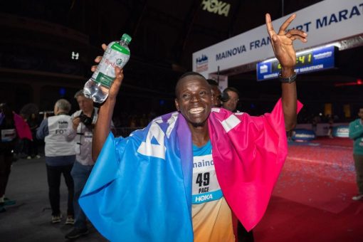 Top-Läufer beim 40. Mainova Frankfurt Marathon