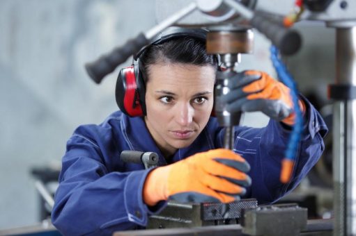 Wie Frauen im Handwerk durchstarten können