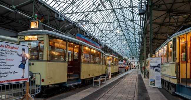 Betriebshof Am Steinberg macht Historie und moderne Mobilitätsformen erlebbar – Oldiebahnen pendeln kostenlos