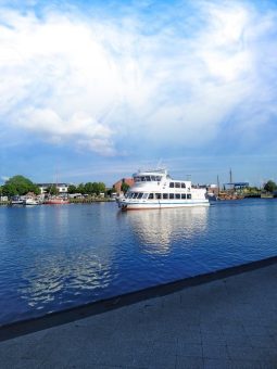 Hafenevents auf MS „Atlantis“ – Die “AG EMS“ baut ihr Angebot in Emden aus