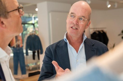 Closed Geschäftsführer Hans Redlefsen über Mode, Krisenbewältigung und Designen mit KI